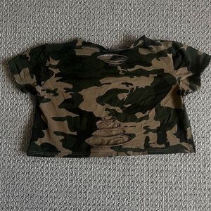 Women's Camo Print Distressed Crop Top T-Shirt Short Sleeve Multicolor M